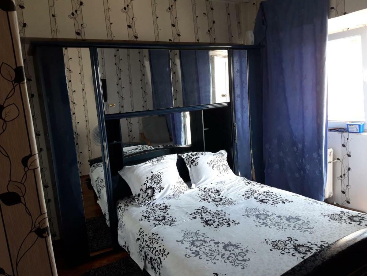 Hellen'S Ultracentral Apartament บูเซา ภายนอก รูปภาพ