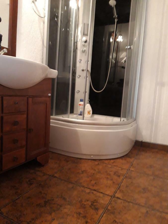 Hellen'S Ultracentral Apartament บูเซา ภายนอก รูปภาพ